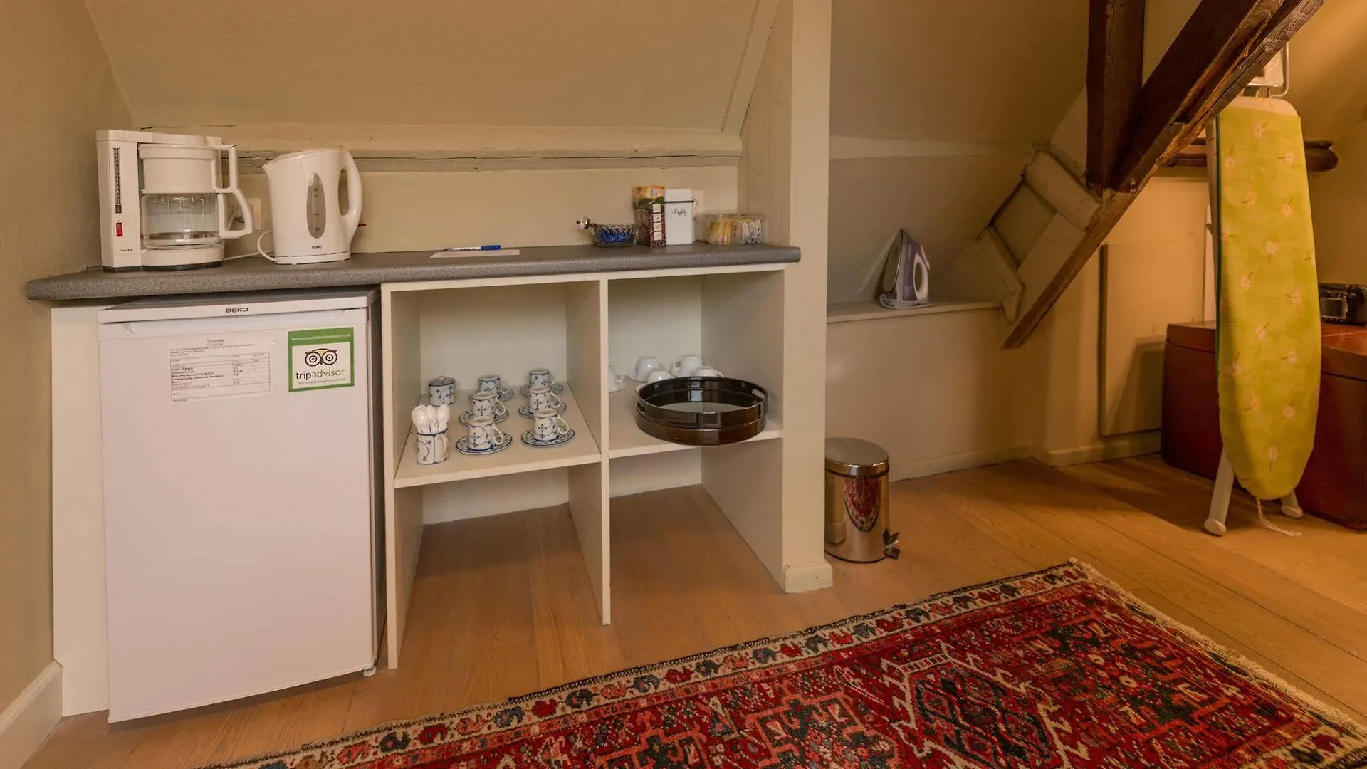 ברוז' B&B Next Door